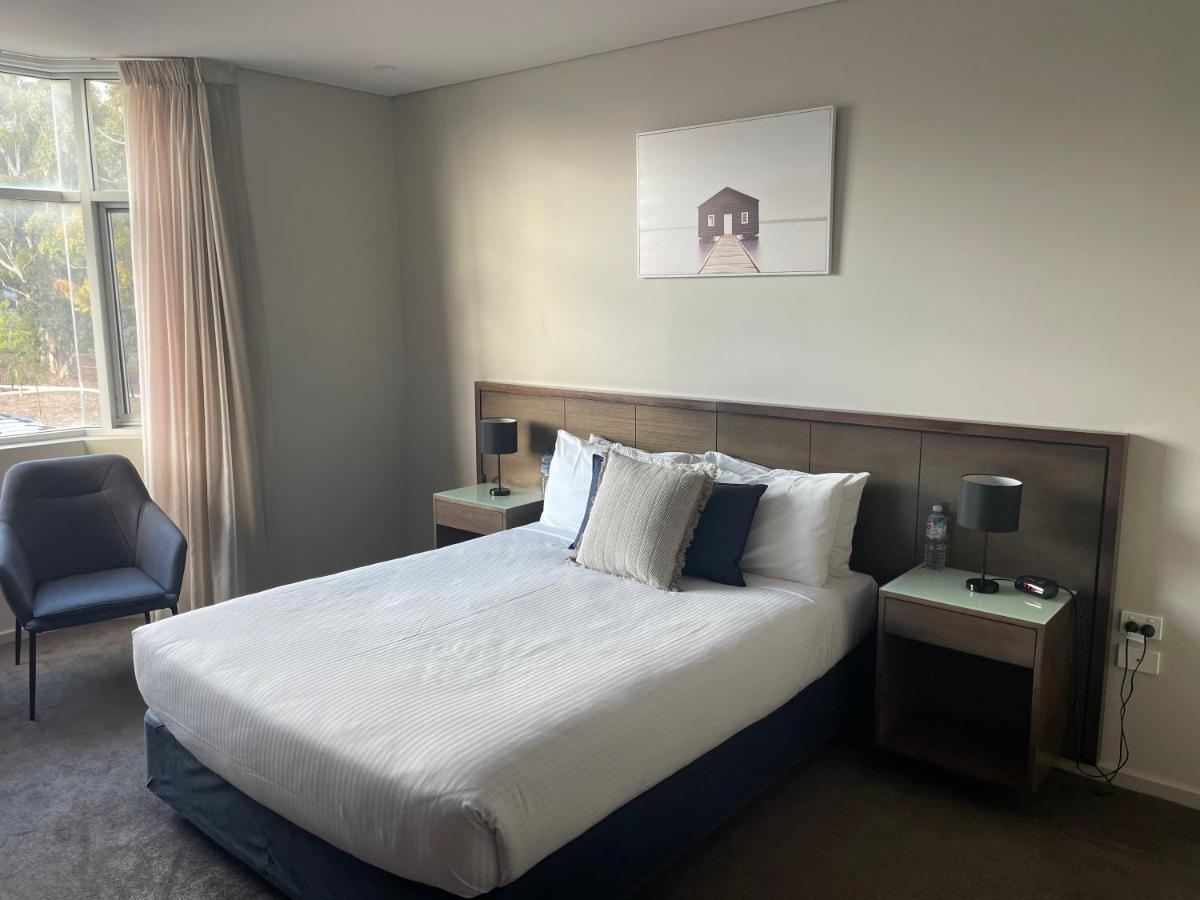 Sfera'S Park Suites & Convention Centre アデレード エクステリア 写真