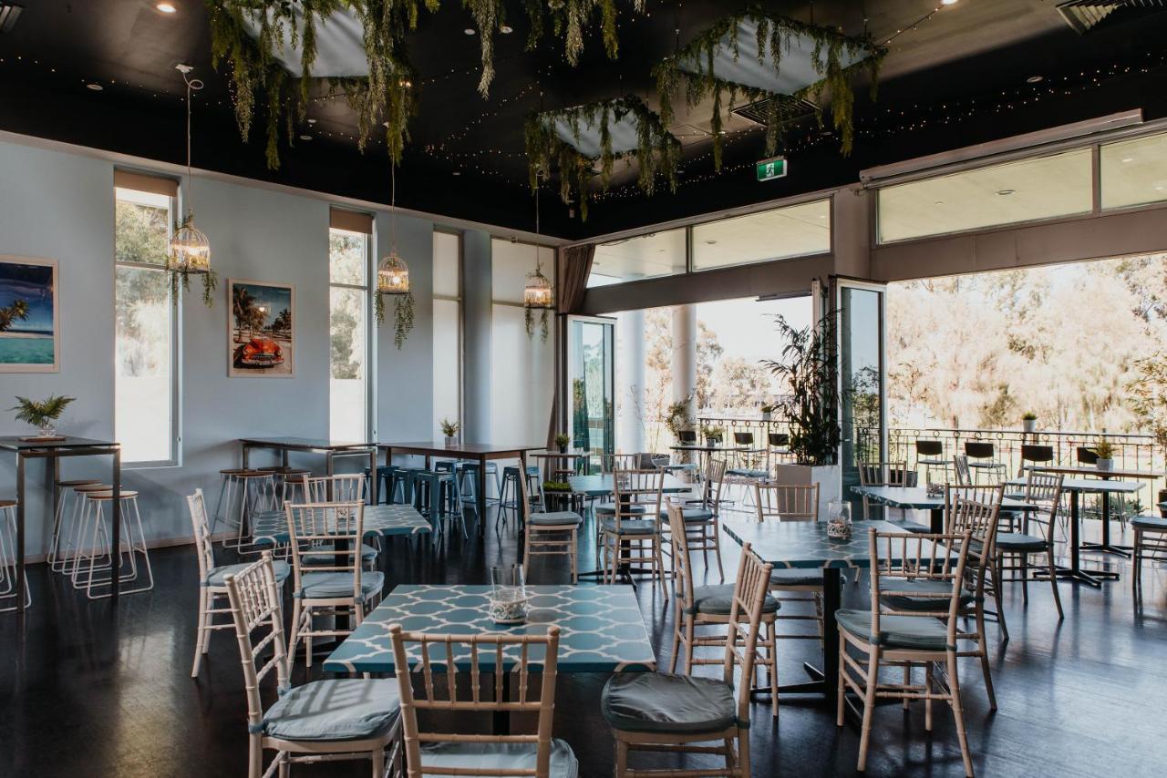 Sfera'S Park Suites & Convention Centre アデレード エクステリア 写真