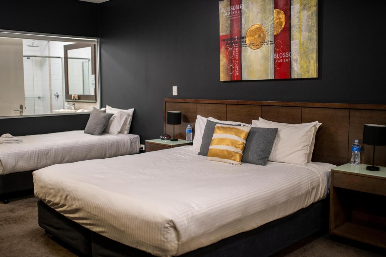 Sfera'S Park Suites & Convention Centre アデレード エクステリア 写真