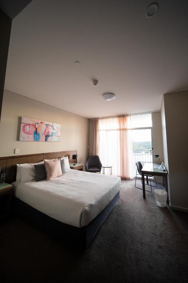 Sfera'S Park Suites & Convention Centre アデレード エクステリア 写真