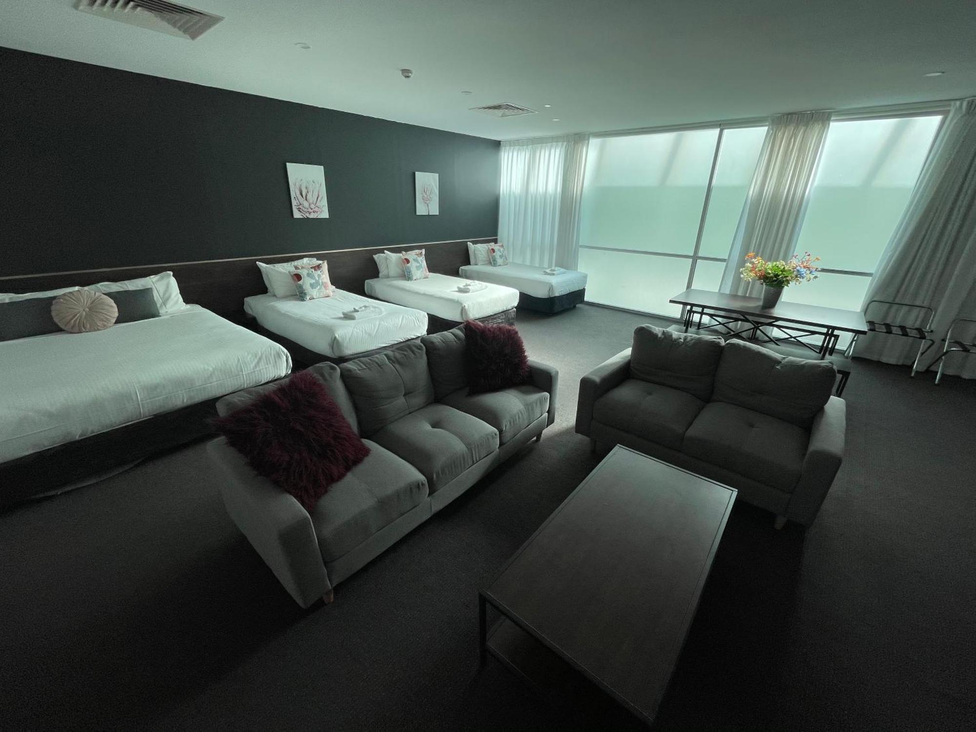 Sfera'S Park Suites & Convention Centre アデレード エクステリア 写真