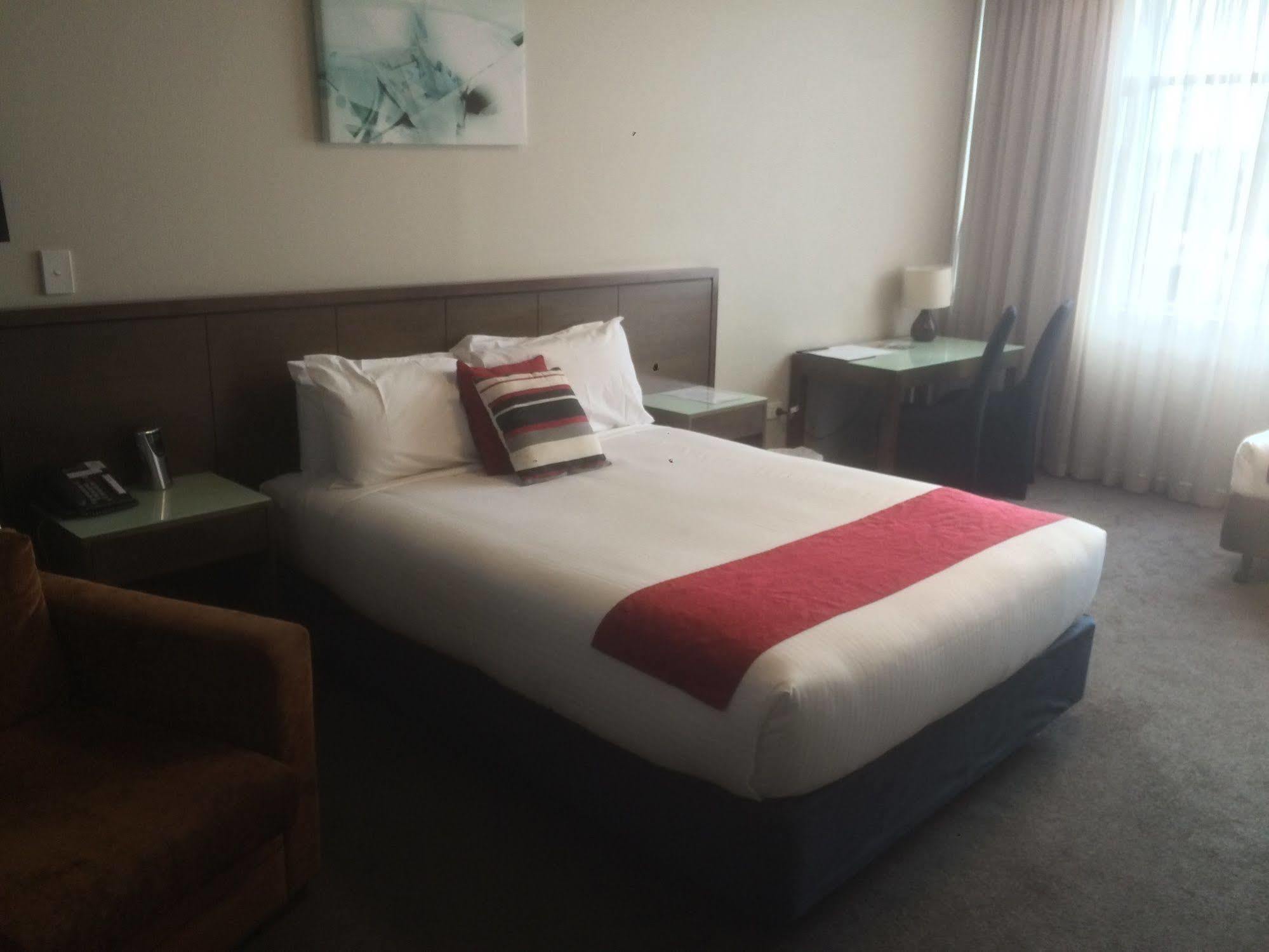 Sfera'S Park Suites & Convention Centre アデレード エクステリア 写真
