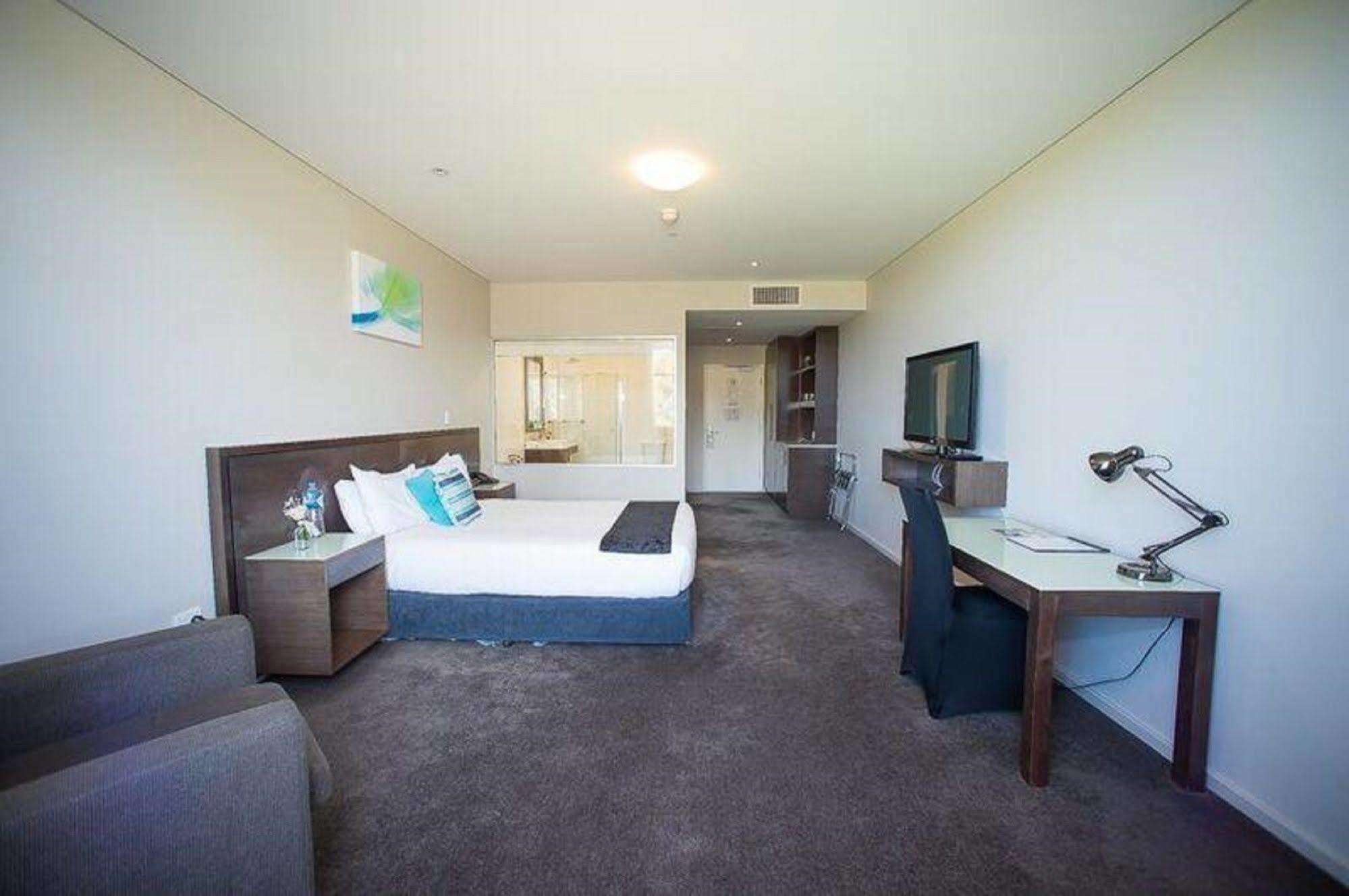 Sfera'S Park Suites & Convention Centre アデレード エクステリア 写真